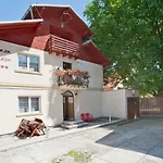 Casa Tudor